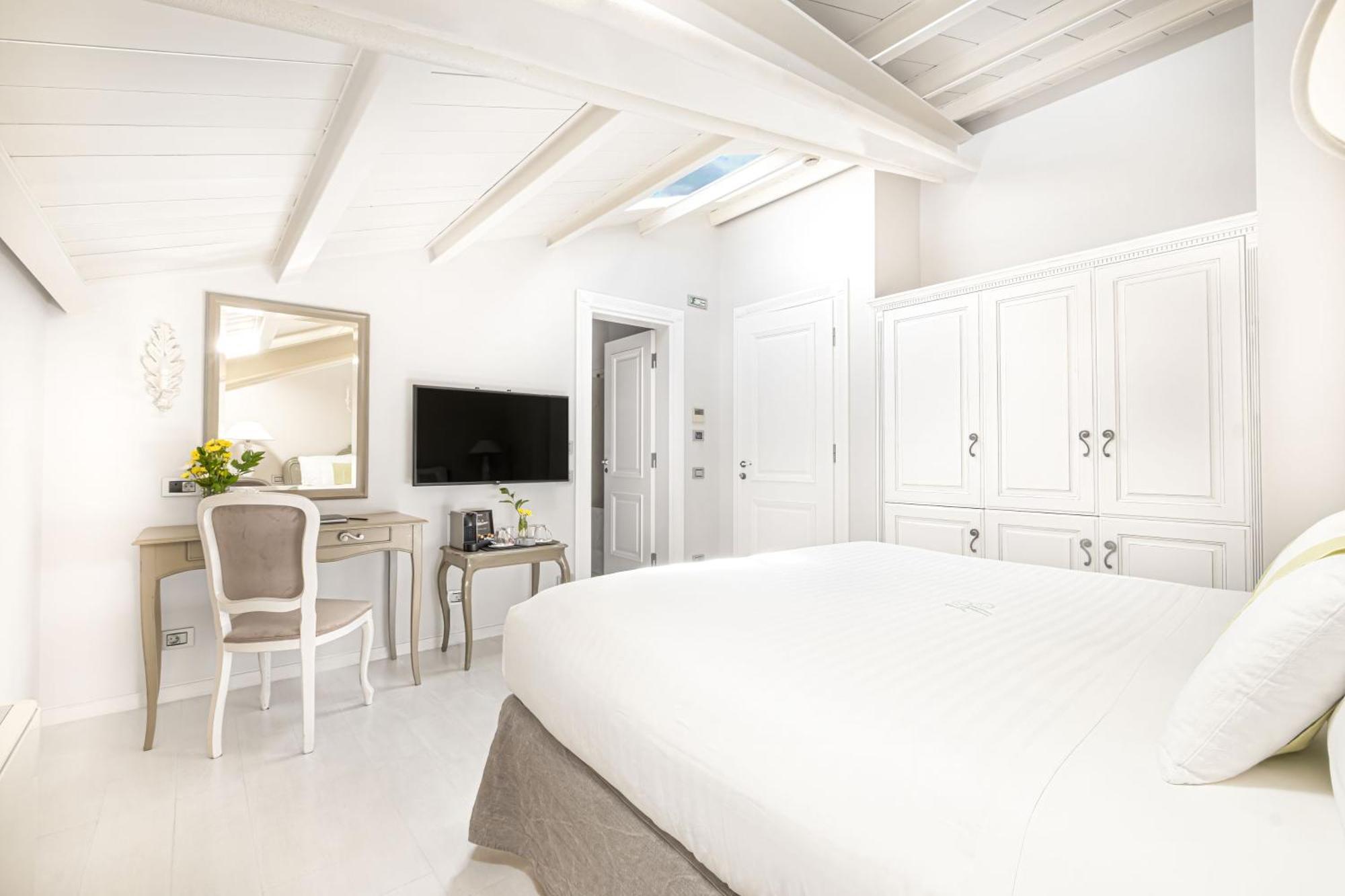 Micra Anglia Boutique Hotel & Spa Ándros Buitenkant foto